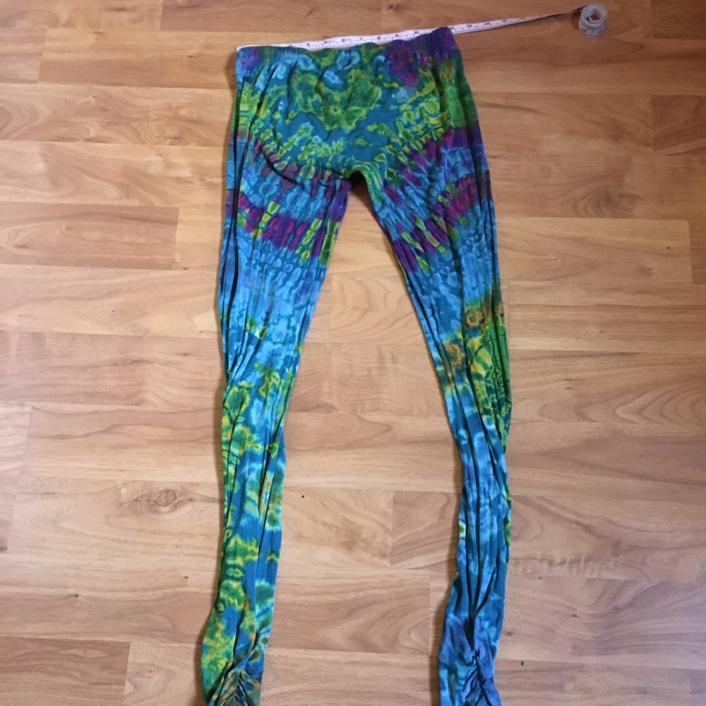 One of a kind Hand Tye Died leggings - Picture 5 of 5